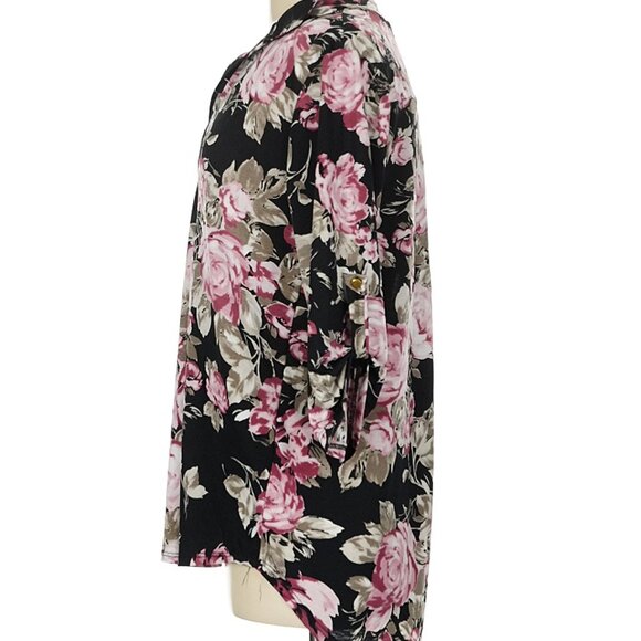 Plus Size Floral Top - Picture 8 of 8